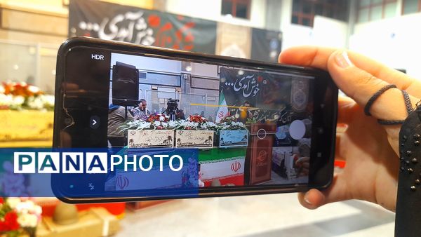 عطر ورود شهداى گمنام در استان چهارمحال و بختیاری 