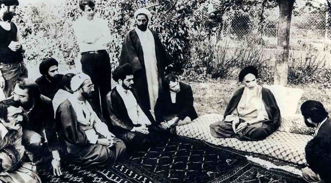 هجرتی سرنوشت‌ساز: امام خمینی از نجف تا نوفل لوشاتو