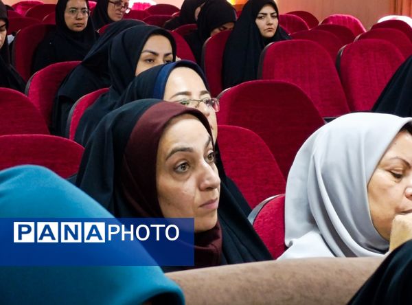 برگزاری نشست آموزشی ،تربیتی معاونین و مربیان پرورشی مدارس شهرستان ملارد 