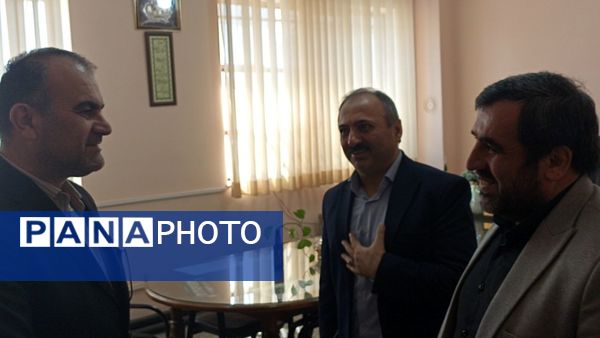 دیدار نوروزی مدیرکل آموزش و پرورش مازندران با کارکنان آموزش و پرورش محمودآباد 