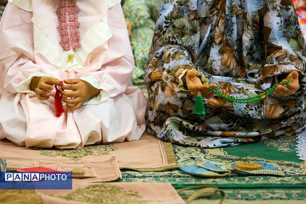 اعتکاف دانش‌آموزی در مسجد قائمیه