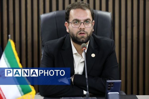 نشست تخصصی قائم مقام سازمان دانش‌آموزی با تشکل‌های پیشتازان در آذربایجان غربی