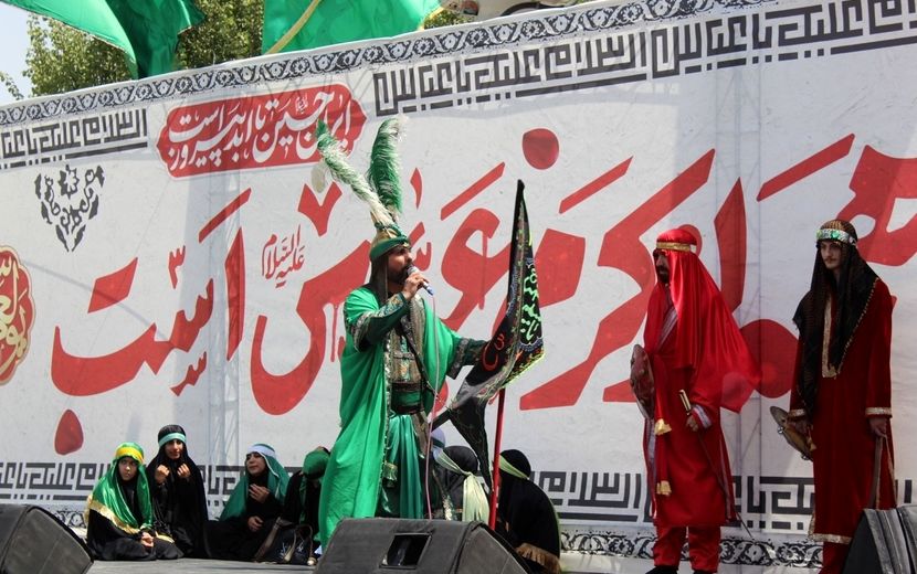 ملت ایران دانش آموختگان ممتاز مکتب عاشورا هستند
