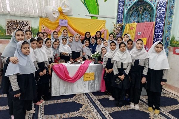 جشن میلاد حضرت فاطمه زهرا (س) در دبستان شهید آقچه‌لو رباط‌کریم