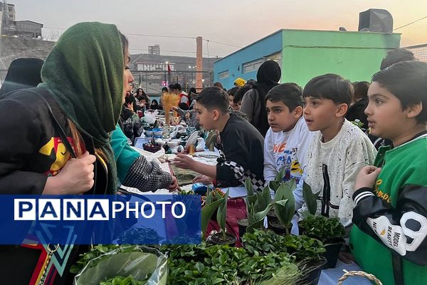 برگزاری جشنواره بهار در بهار در دبستان البرز رودهن 