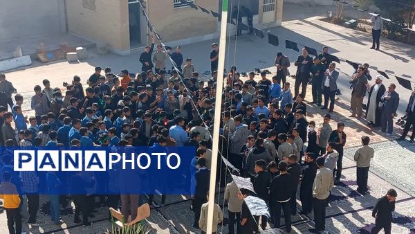 استقبال از شهید گمنام در دبیرستان شهید ذاکری زارچ