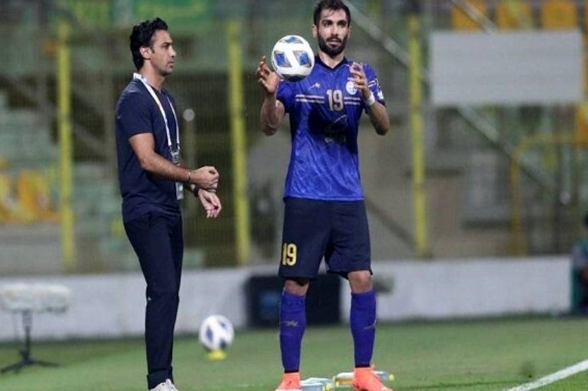 عارف آقاسی استقلالی شد