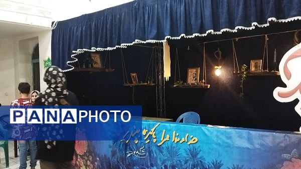 گذری بر دومین نمایشگاه دالان عشق در نیشابور 