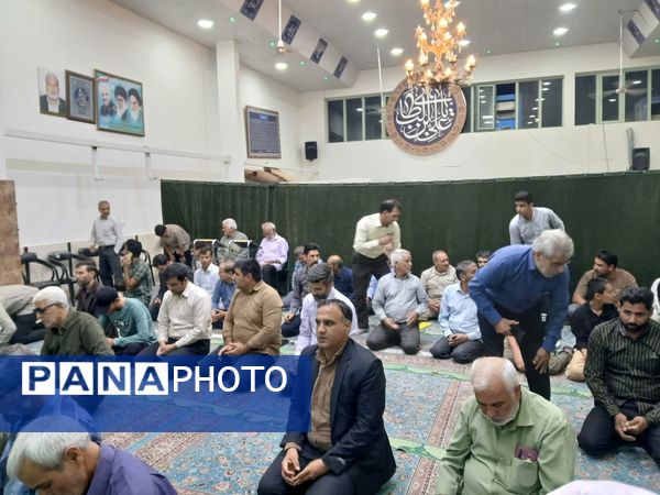 شب شعر و روایت‌گری محفل ادبی خارزنج در خلیل‌آباد