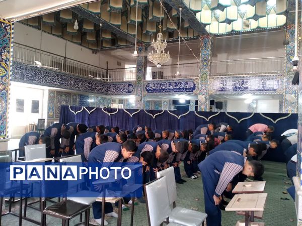 برگزاری اولین نماز جماعت سال تحصیلی جدید دبستان حضرت قاسم ابن الحسن (ع)