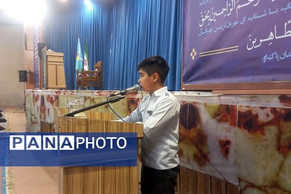 تقدیر از برگزیدگان پویش دانش‌آموزی در نماز جمعه باشکوه پیشوا