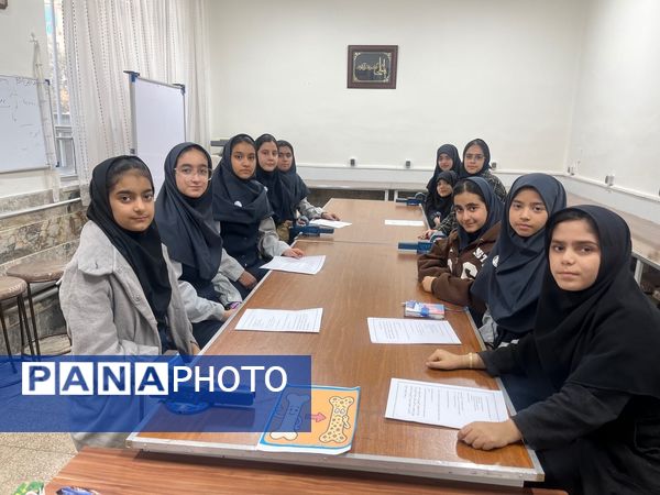 جلسه سفیران سلامت دبیرستان مطهره ناحیه ۶ مشهد 