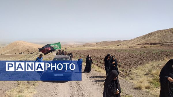 سربالا راهی نو برای جاماندگان اربعین، سفری پیاده به مزار کلاته بایزید