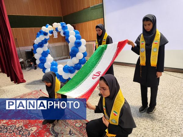 آئین پرطنین زنگ مهر و مقاومت در مدارس شهرستان خاتم 