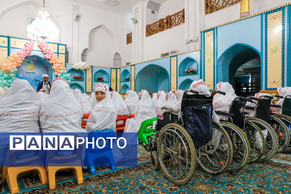 جشن تکلیف ۲۰۰ دانش آموز بانیاز ویژه مشهدی در رواق کودک حرم مطهر رضوی 