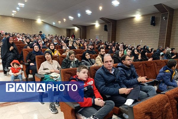 جشن میلاد حضرت فاطمه (س) و روز زن در شهرستان اسلام آباد غرب