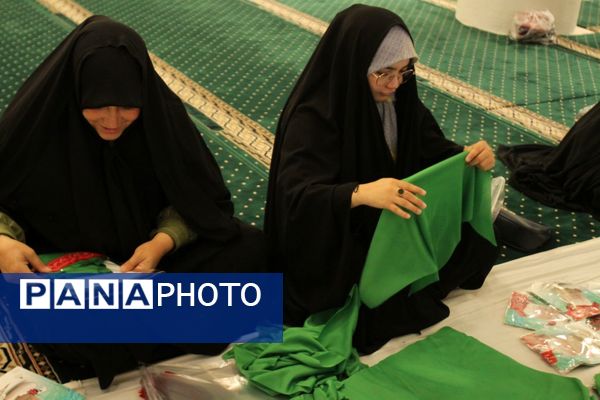 بسته‌بندی لباس همایش شیرخوارگان حسینی زنجان