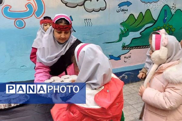 ایستگاه صلواتی در دبستان سارا، میزبان دل‌های کوچک در سوگ حضرت فاطمه(س) بود