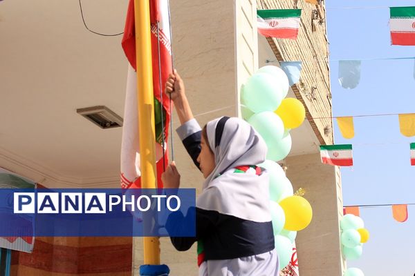برگزاری المپیاد ورزشی درون مدرسه‌ای در بهارستان‌دو