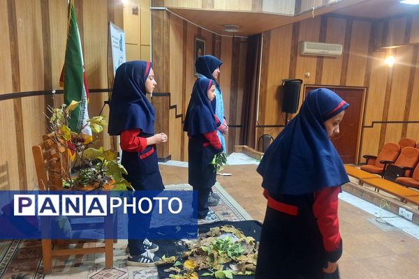 ایجاد انگیزه و خلاقیت در دانش‌آموزان با اجرای تئاتر درسی 
