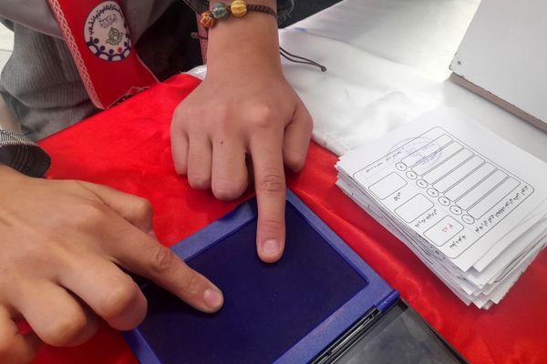 انتخابات شورای دانش آموزی در دبستان پورشهریاری