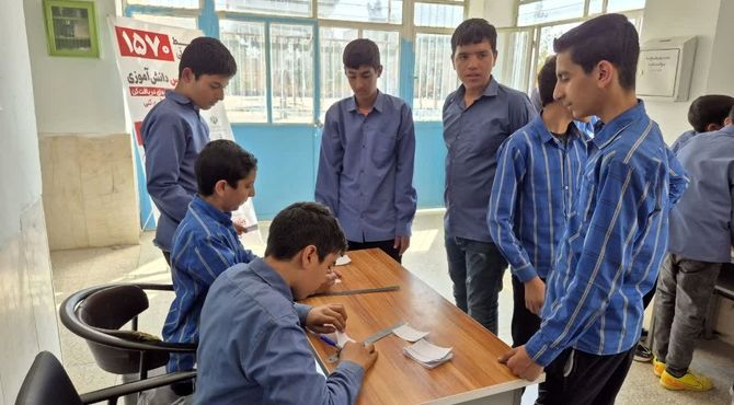 انتخابات همیار مشاور در دبیرستان شهید فلاحتی مروست 