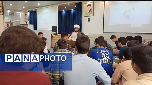 بازدید مسئول انجمن‌های اسلامی خراسان رضوی از اردوی «طلایه‌داران فردا» در کاشمر