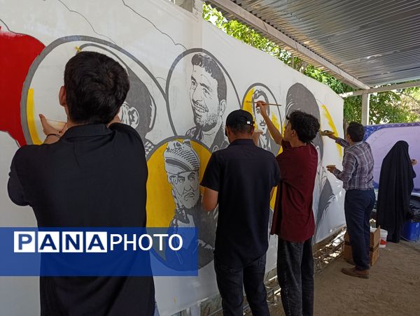 نمایشگاه نقاشی حماسه حسینی در اداره آموزش و پرورش ناحیه ۷ مشهد مقدس