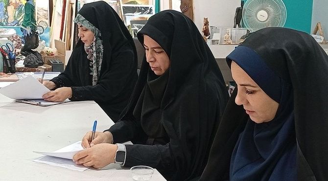 داوری آثار جشنواره فرهنگی هنری فردا در کانون سمیه ری یک