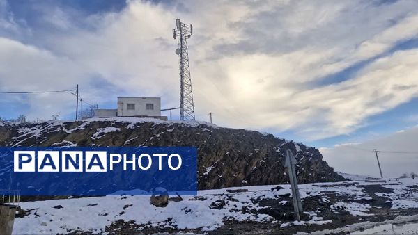 بارش اولین برف پاییزی در روستای نورآباد شازند