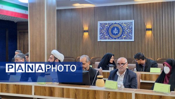 دویست‌ و چهاردهمین جلسه شورای آموزش‌ و پرورش شهرستان کرج