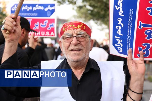 اعلام انزجار مردم قم از یاوه گویی‌های استکبار جهانی با راهپیمایی «عهد خون»