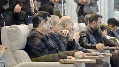 رییس جمهور تماشاگر بازی ایران- امارات در ورزشگاه آزادی