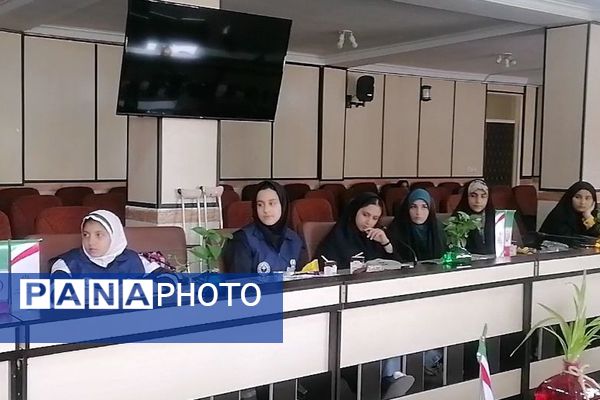 نشست فعالین پانا شهریار با مدیر جدید اداره آموزش و پرورش