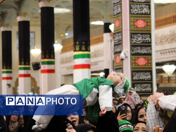گهواره‌های عاشورایی و لالایی مادران همنوا با کودکان شهید