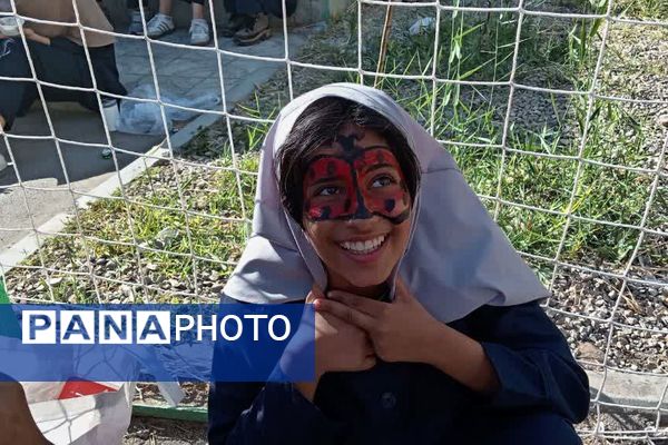 برگزاری مراسم صبحانه سلامت در دبیرستان بعثت ناحیه یک شهرری