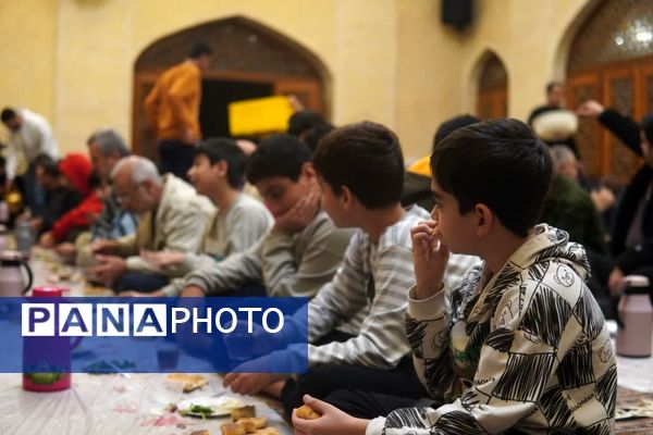 سه روز خلوت نوجوانان گرگانی با خدا در مسجد جامع