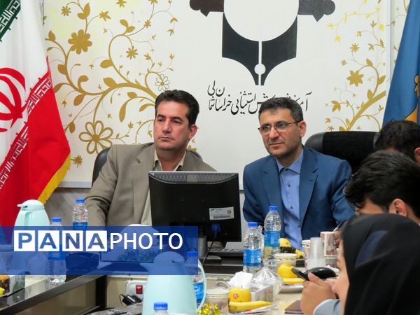 نشست معاون پیشگیری و تشخیص توانبخشی سازمان آموزش پرورش استثنایی کشور با مدیران مرکز  استان