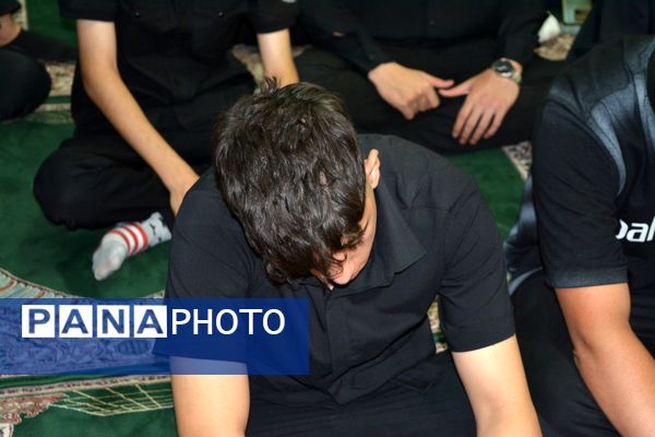 برگزاری مراسم سوگواره احلی من العسل در هنرستان مجتمع فنی تهران بهارستان ۲
