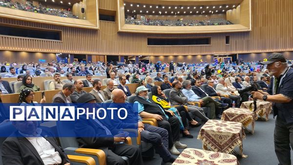 اختتامیه جشنواره فیلم‌های کودکان و نوجوانان در اصفهان نصف جهان