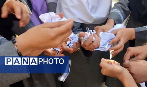 دانش‌آموزان میبدی در خط مقدم مبارزه با اسرائیل 