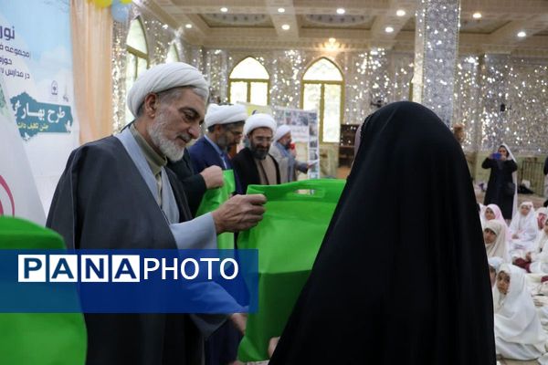 مراسم جشن تکلیف250 دانش آموز شهر صفادشت