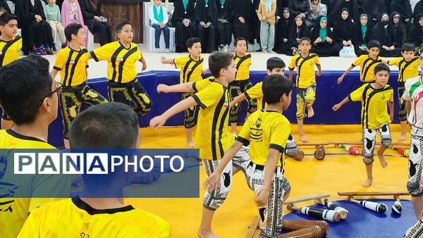 تشییع پیکر شهید گمنام در نیشابور