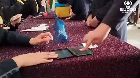 انتخابات شورای دانش‌آموزی در دبیرستان دخترانه هوشیار