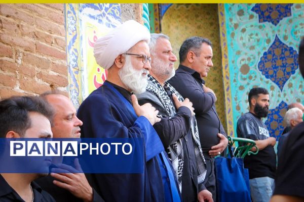 مراسم عاشورای حسینی در مشهد اردهال کاشان