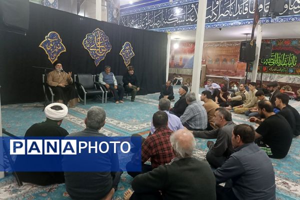 مراسم معنوی اعتکاف در مسجد اعظم حضرت ابوالفضل (ع) بهارستان دو