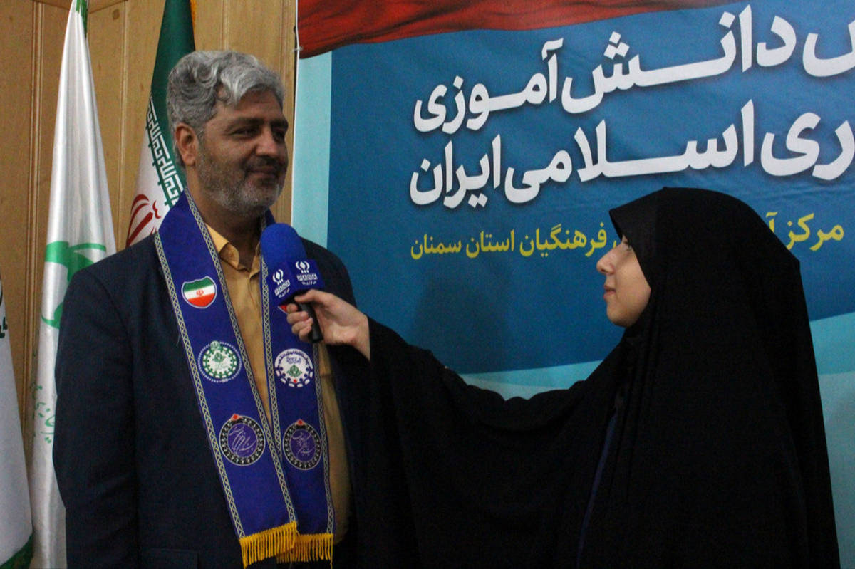 نمایندگان استان سمنان در مجلس دانشآموزی کشور دغدغهمند و پای کار هستند
