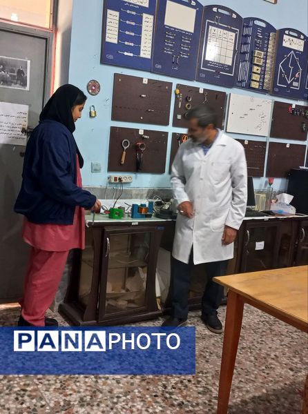 گرامیداشت روز پژوهش با تجربه‌ای علمی در پژوهش‌سرای فارابی کوهدشت