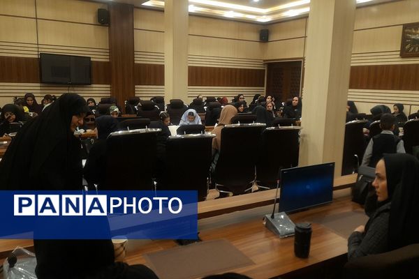 برگزاری دوره آموزشی ویژه بسیجیان با عنوان «جهاد تبیین» در ناحیه دو شهرری 