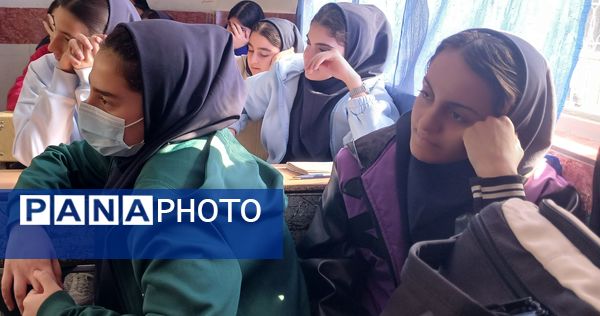 برگزاری طرح آگاهی‌های حقوقی و زنگ پیشگیری در دبیرستان شهید شهلایی ناحیه 3 کرج 